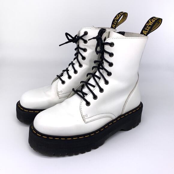 DOC MARTENS Jadon Boot Smooth Leather Platforms White Black 9W - Picture 1 of 15
